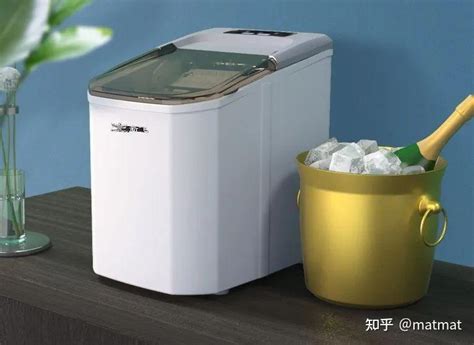 冰清玉洁，沁爽人心：晶莹剔透的制冰机