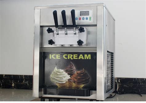 冰激凌制造机：让水果焕发新生的甜蜜魔法