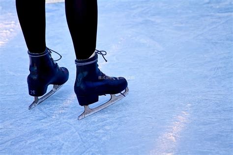 女性のアイススケート：あなたの情熱に翼を