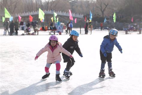 寒冬冰上乐，五角公园滑冰体验大放送！