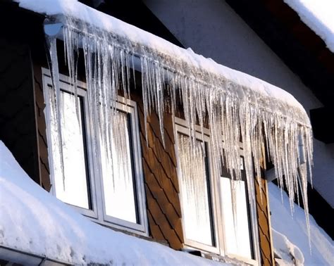 揭秘屋顶融冰电缆，让您远离冰雪烦恼！