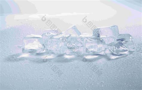 水晶般清澈的冰塊：打造夏季消暑解渴新體驗
