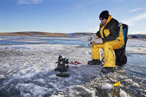 甲鱼冰钓: 一场冰面上的激战