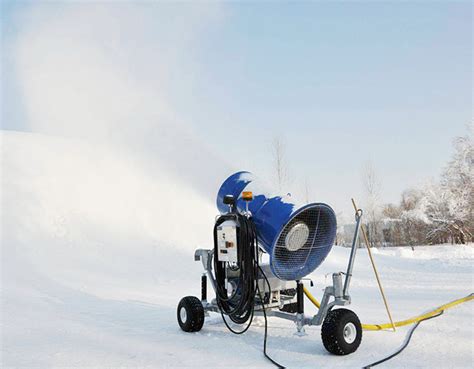 雪之道：打造冬季奇景的商業造雪機