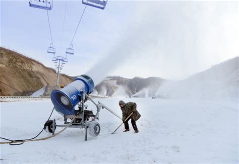 雪场造雪设备 引领滑雪产业发展新风向