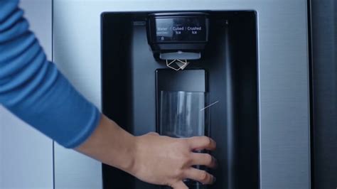  ¡Descubra cómo el dispensador de hielo puede revolucionar su vida diaria!