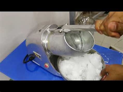  ¡Fabricador de hielo casero: la solución perfecta para refrescarte este verano! 
