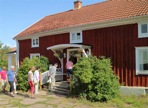  Ölands Skogsby Vandrarhem: Your Gateway to Nature and Tranquility 