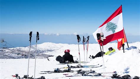  جبال الجليد هنا - آلات صنع الثلج في لبنان