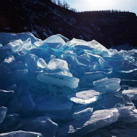 冰塊中的夢幻世界：打造晶瑩剔透的絕美享受 