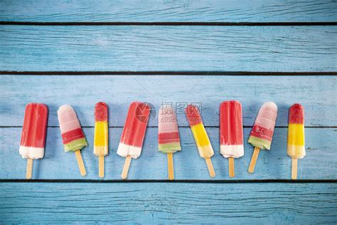  冰淇淋棒，你的夏天快樂嗎? 