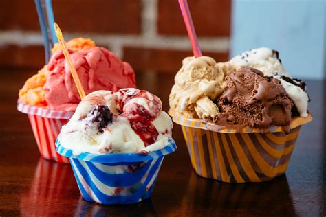  凝固的美味：揭秘小冰淇淋桶的甜蜜世界 