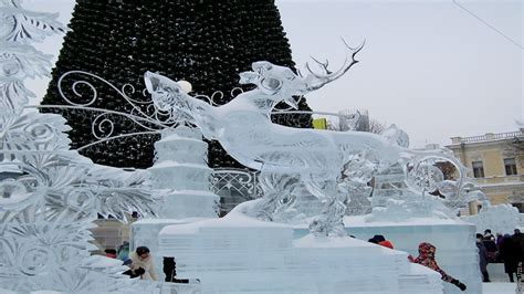  滑向夢幻冰雪，探索華盛頓特區冰雕花園的藝術與靈魂 