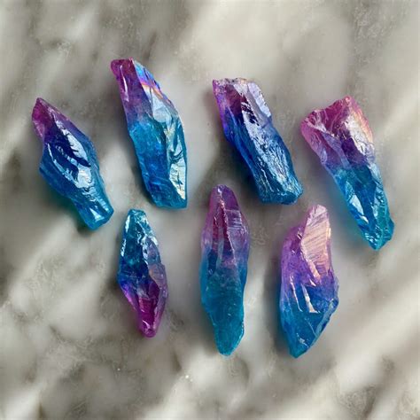  Discover the Enchanting World of Aqua Aura Quartz: A Gemstone of Serenity and Transformation