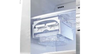  Discover the Revolution in Refreshment: The Samsung Twist Ice Maker! 