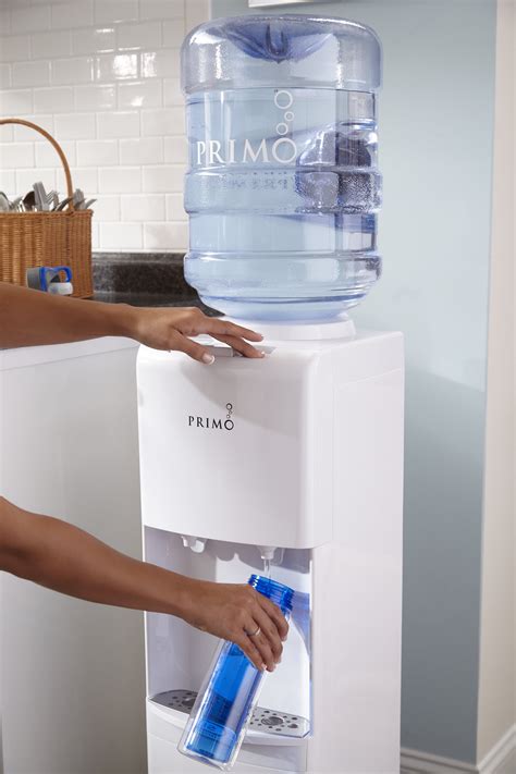  Discover the Revolutionary Water Machine: Hot and Cold at Your Fingertips 
