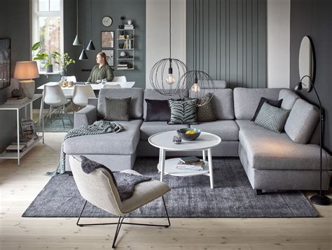  Inredning vardagsrum grå soffa: Skapa ett elegant och avkopplande utrymme 
