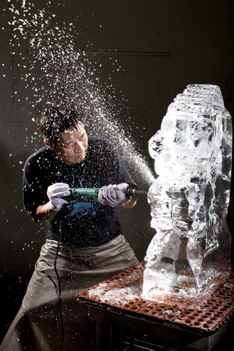 Unleash Your Inner Ice Sculpting Genius with the Frozen Maker! 
