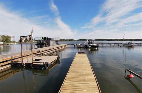  Upplev Småbåtshamnen Örebro – En unik destination för båtliv och rekreation! 