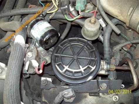 01 ford f550 7 3 fuel filter location 