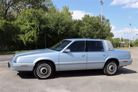 1992 Chrysler New Yorker Owners Manual and Concept