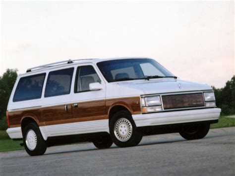 1992 Chrysler Town and Country Owners Manual and Concept
