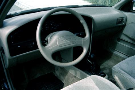 1992 Hyundai Elantra Interior and Redesign