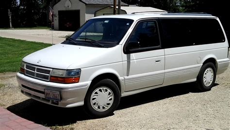 1993 Dodge Caravan Owners Manual and Concept