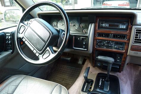 1994 Jeep Grand Cherokee Interior and Redesign