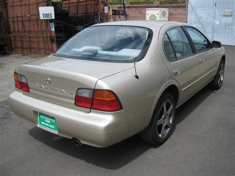 1995 Nissan Maxima Owners Manual