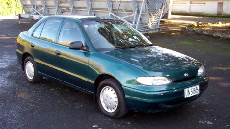 1996 Hyundai Accent Owners Manual and Concept