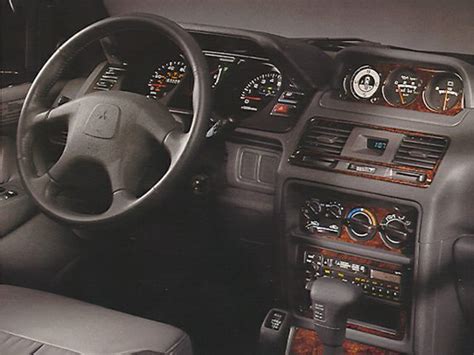 1998 Mitsubishi Montero Interior and Redesign