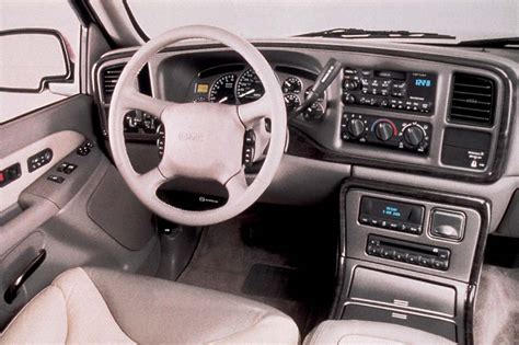 1999 GMC Sierra Interior and Redesign
