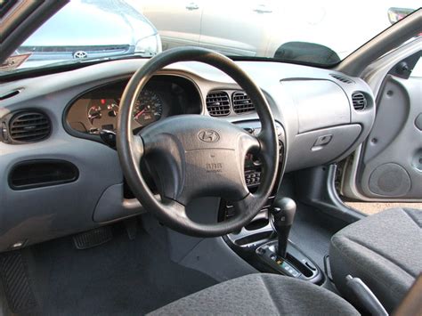 1999 Hyundai Elantra Interior and Redesign