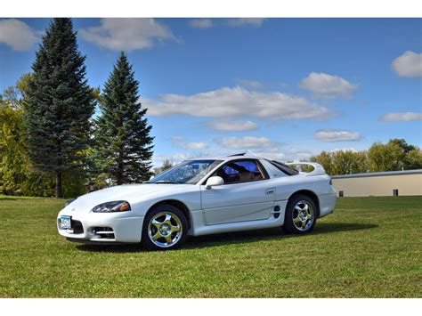 1999 Mitsubishi 3000GT Concept and Owners Manual
