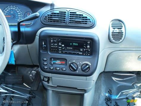 2000 Chrysler Grand Voyager Interior and Redesign