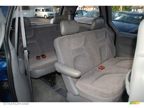 2000 Chrysler Voyager Interior and Redesign