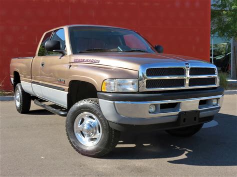 2000 Dodge Ram Owners Manual and Concept