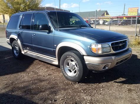 2000 Ford Explorer Owners Manual and Concept