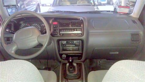 2000 Suzuki Vitara Interior and Redesign
