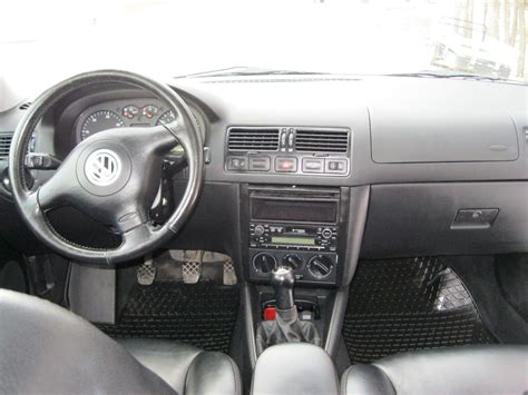 2000 Volkswagen Jetta Interior