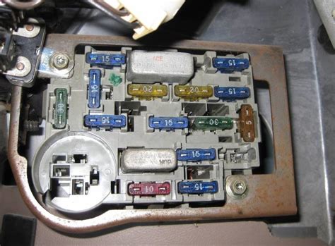 2001 ford aerostar fuse box 