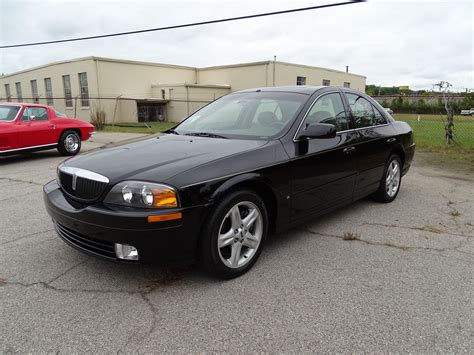 2001 Lincoln LS Concept and Owners Manual