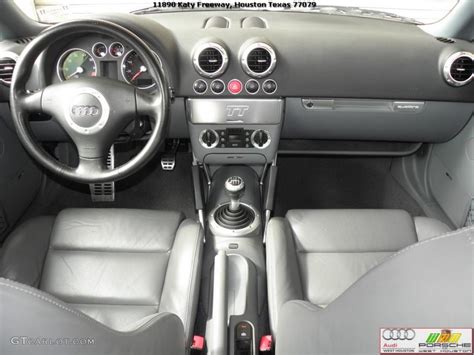 2002-Audi-TT-Interior-and-Redesign