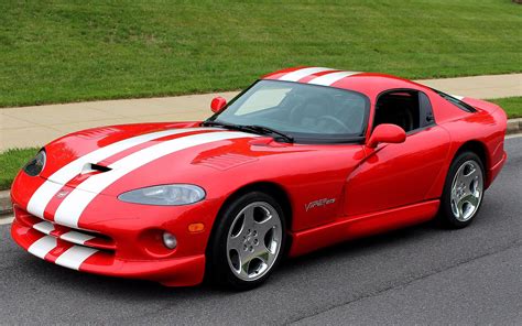 2002 Dodge Viper Owners Manual and Concept