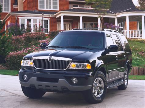 2002 Lincoln Navigator Concept and Owners Manual