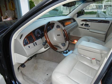 2002 Lincoln Town Car Interior and Redesign