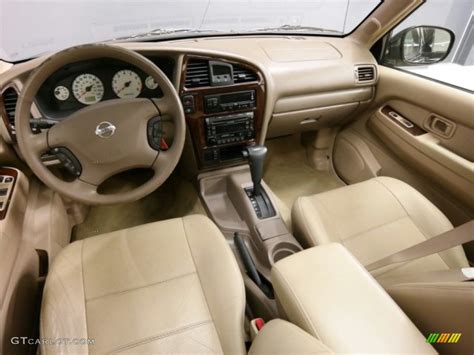 2002 Nissan Pathfinder Interior HD Wallpaper