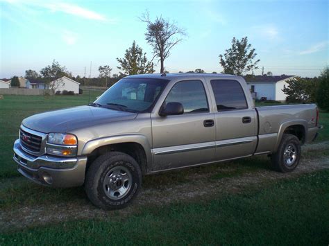 2003 GMC Sierra Concept and Owners Manual