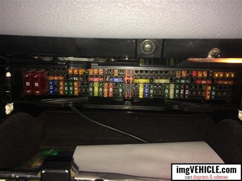 2004 bmw 330xi fuse box diagram 